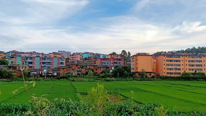 【918博天堂·(中国区)官方网站岁月】 “煤城”变“美城”筑巢引凤来——平煤故事（三）